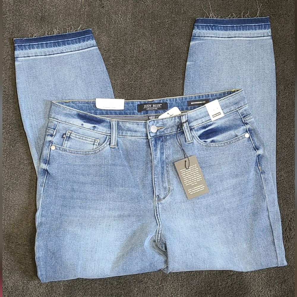 Judy Blue High Waist Boyfriend Jeans Thermadenim Undone Hem Womens size 15/32β - Picture 2 of 16
